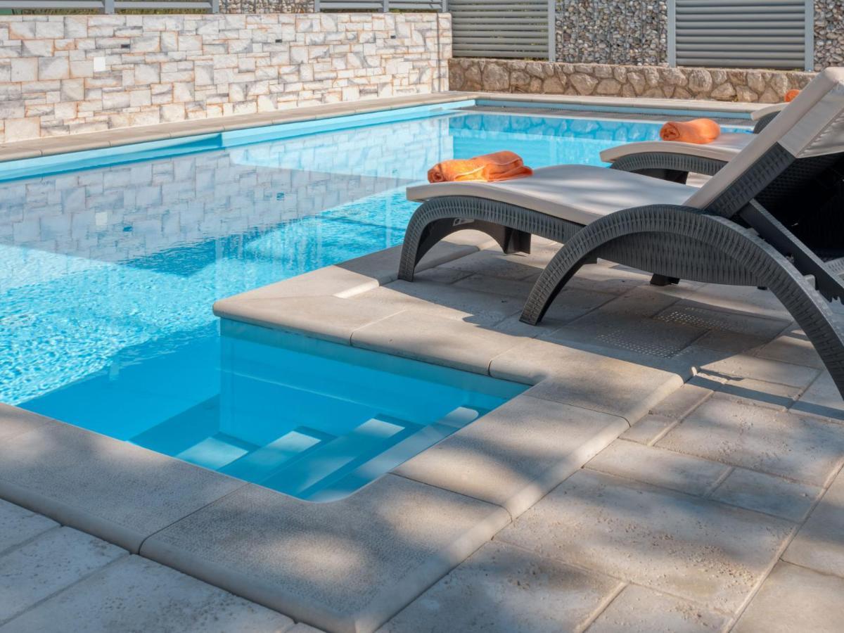 Holiday Home Lavendel - Mlk159 By Interhome Dobrinj Εξωτερικό φωτογραφία