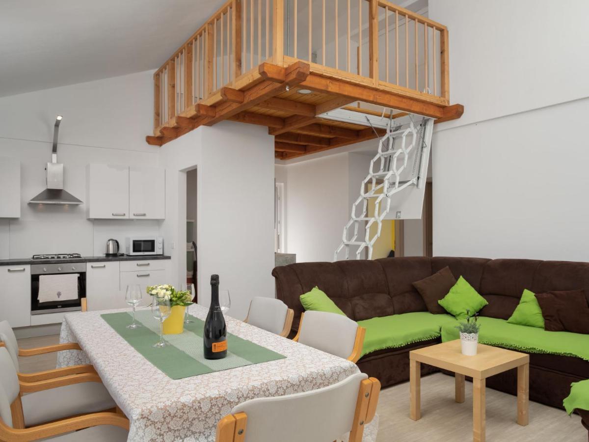 Holiday Home Lavendel - Mlk159 By Interhome Dobrinj Εξωτερικό φωτογραφία