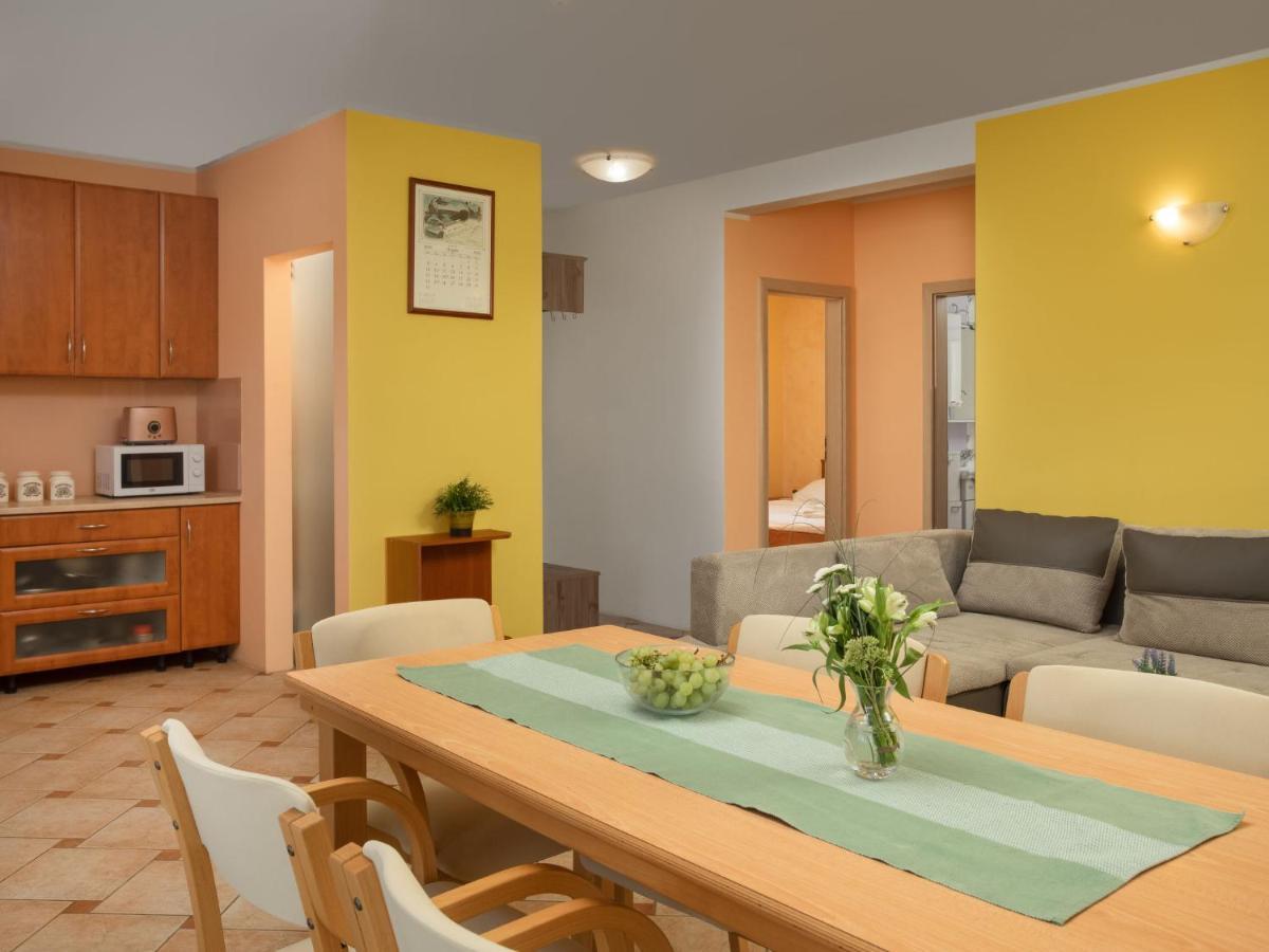 Holiday Home Lavendel - Mlk159 By Interhome Dobrinj Εξωτερικό φωτογραφία